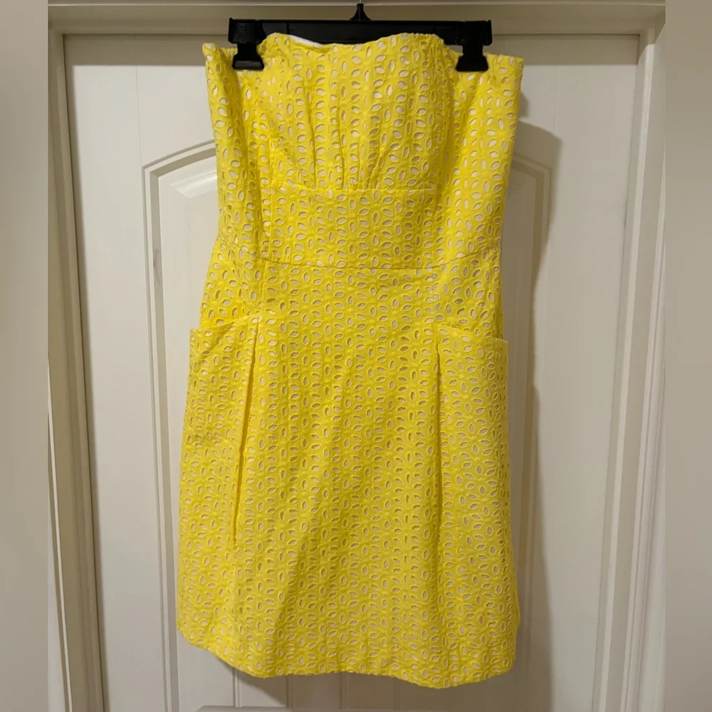 Lilly Pulitzer Yellow Eyelet Strapless Fit & Flare Blossom Dress NWT Size 10 - Picture 5 of 15